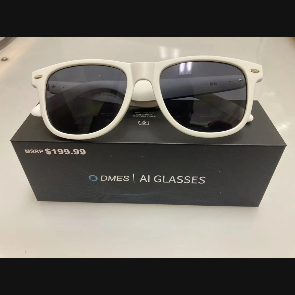 White AI Glasses